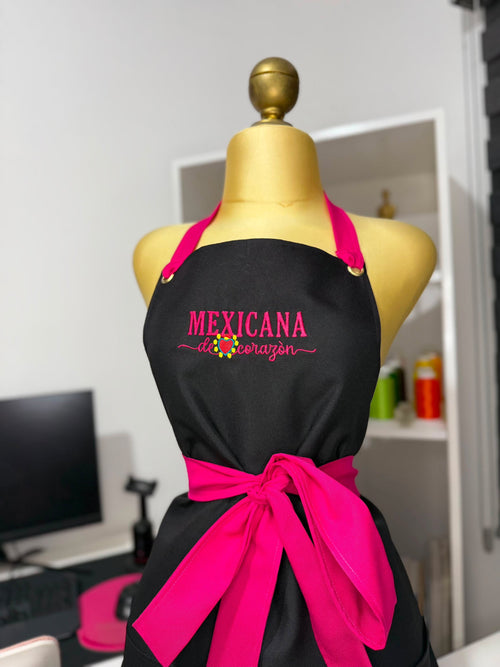 Mandil “Negro Fucsia” – Mexicana de Corazón by Gabby 🖤💖
