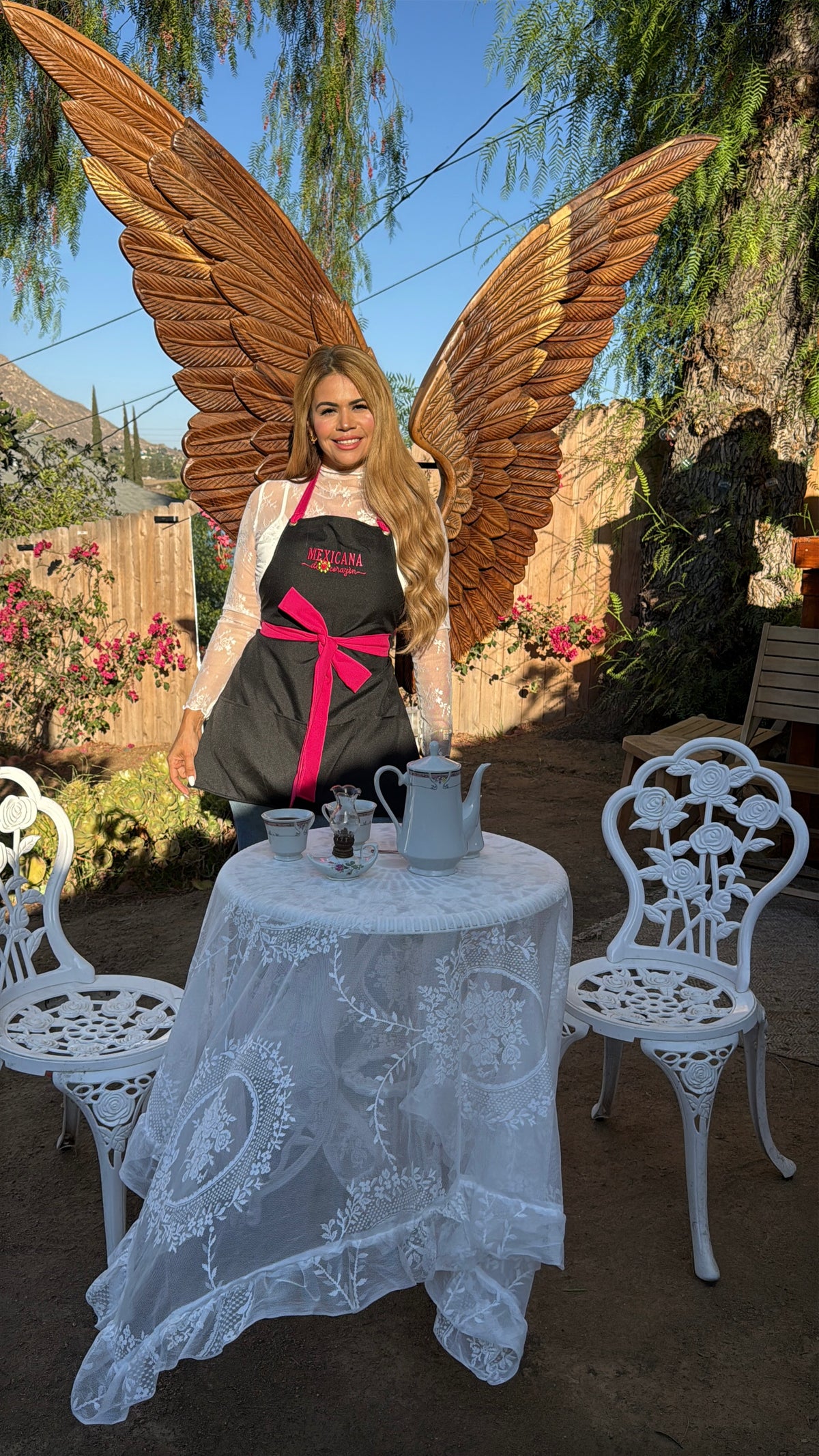 Mandil “Negro Fucsia” – Mexicana de Corazón by Gabby 🖤💖
